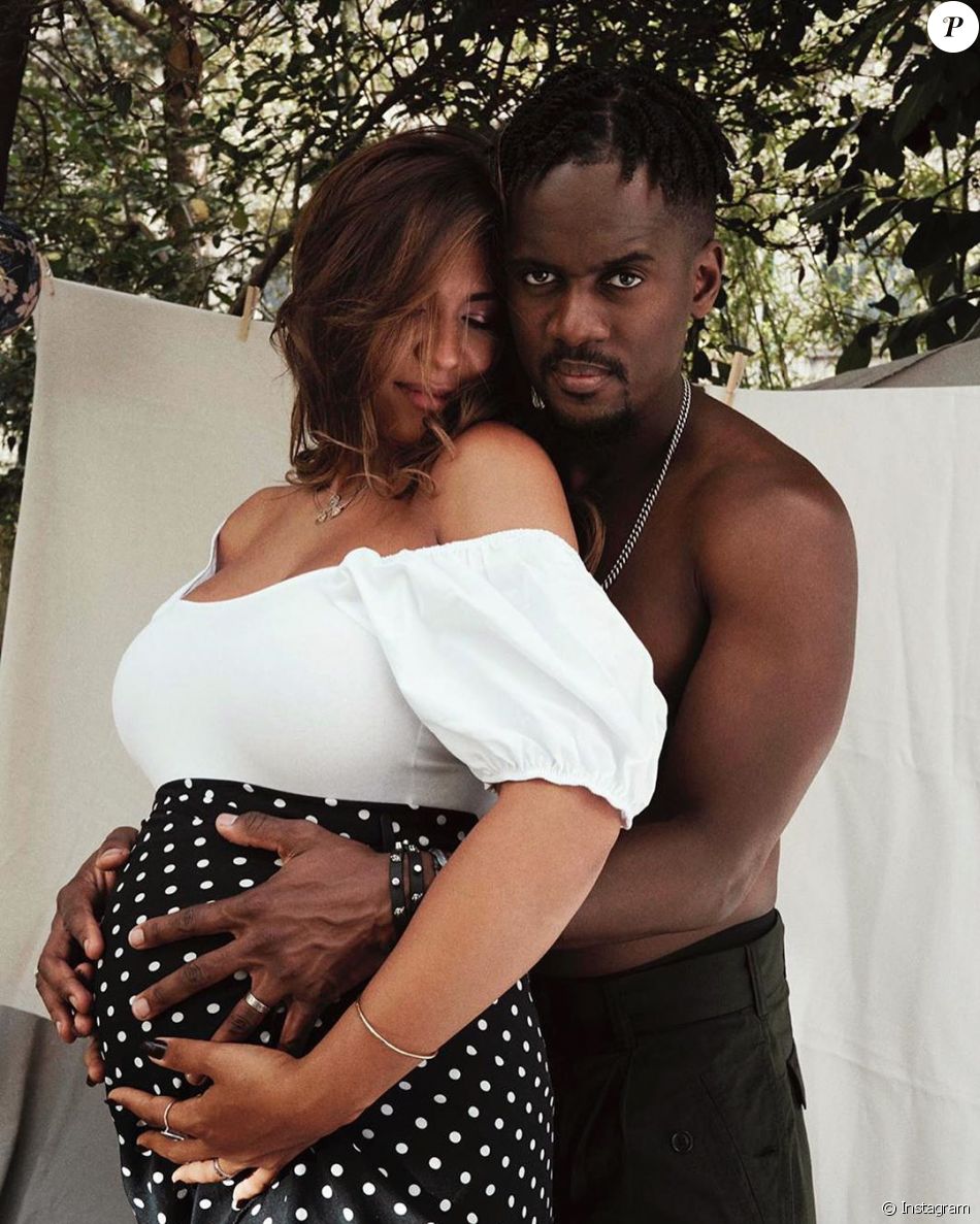 Lé Djadja, enceinte de son deuxième enfant, dévoile son baby bump sur Instagram.