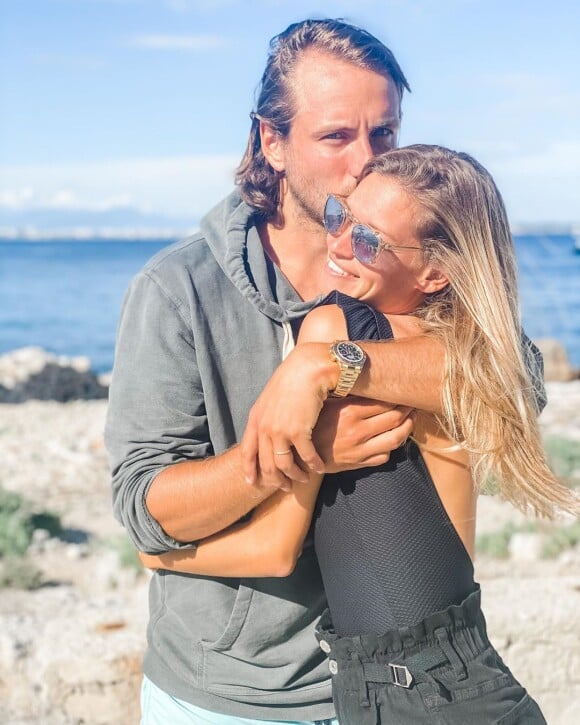 Lucas Pouille et sa maman Clémence ont annoncé attendre leur premier enfant, un an après leur mariage.