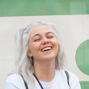 Louane est venue assister au concert de son amie Angèle pendant le Main Square Festival à Arras en France, le 4 juillet 2019. 