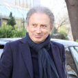 Michel Drucker - Arrivées des people à l'enregistrement de l'émission "Vivement dimanche " à Paris, 2020.