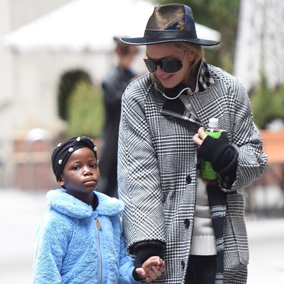 Madonna et une de ses jumelles à New York, 2018.