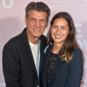 Marc Lavoine et Line Papin - Photocall du défilé Etam Live Show 2020 à Paris, septembre 2020. © Pool Agence Bestimage