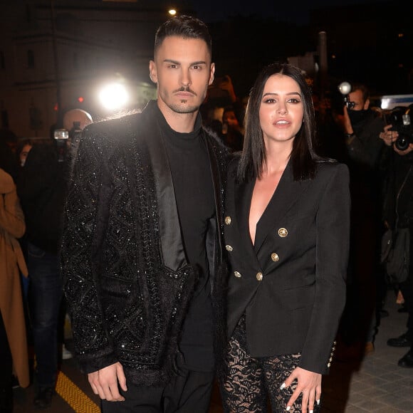 Baptiste Giabiconi et Léa Elui arrivent au défilé de mode prêt-à-porter printemps-été 2021 "Balmain" à l'Institut National des Jeunes Sourds à Paris. Le 30 septembre 2020 © Veeren Ramsamy-Christophe Clovis / Bestimage