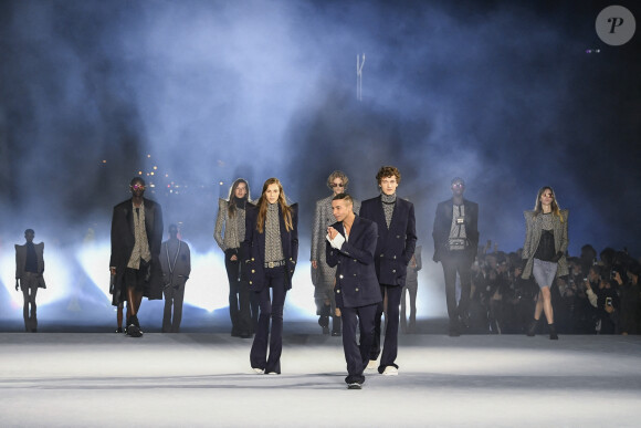 Défilé de mode prêt-à-porter printemps-été 2021 "Balmain" à l'Institut National des Jeunes Sourds à Paris. Le 30 septembre 2020