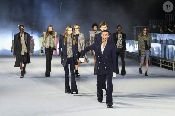 Défilé de mode prêt-à-porter printemps-été 2021 "Balmain" à l'Institut National des Jeunes Sourds à Paris. Le 30 septembre 2020