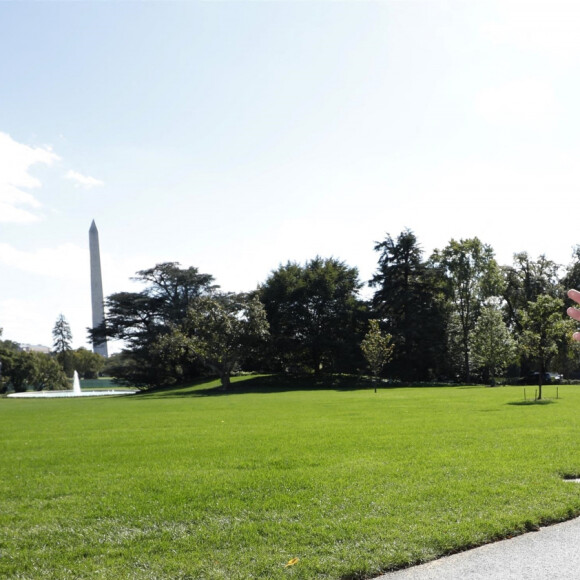 Donald Trump en conférence de presse à la Maison Blanche à Washington, avant son départ pour son meeting à Duluth. Le 30 septembre 2020