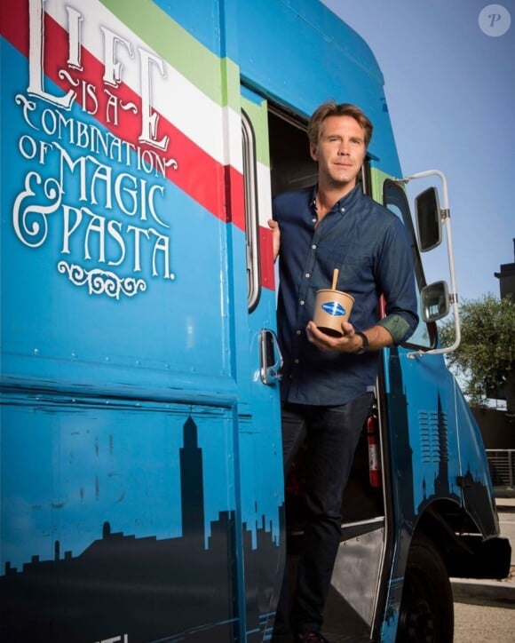 Le prince Emmanuel-Philibert de Savoie dans son food-truck italien à Los Angeles, sur Instagram, septembre 2020.