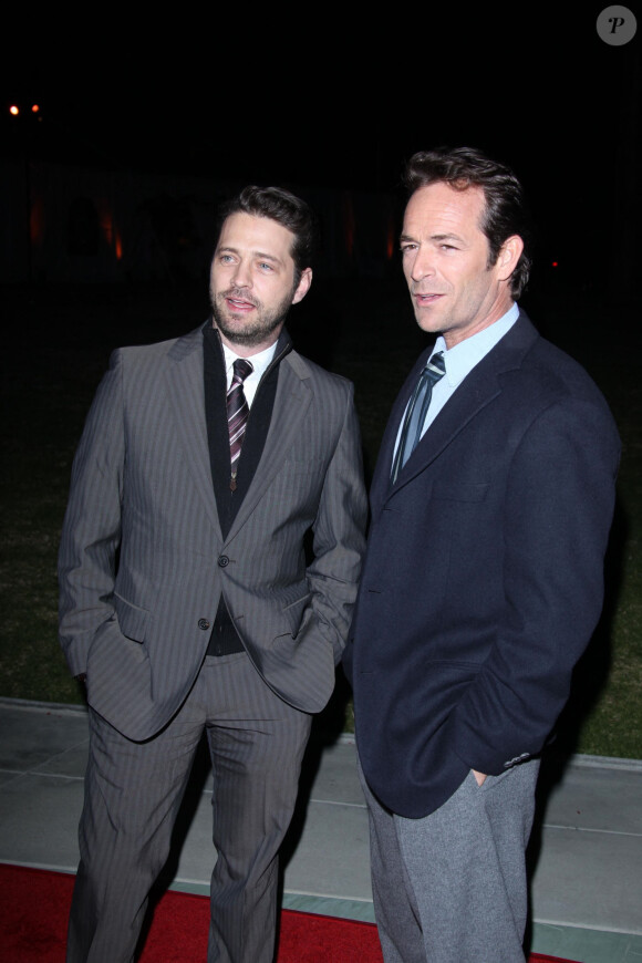 Archives - Luke Perry et Jason Priestley. Pasadena. Le 7 janvier 2011.