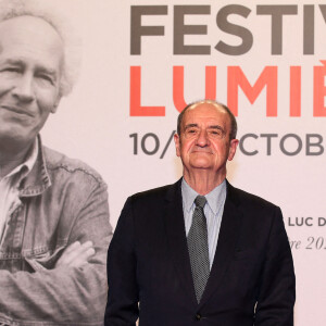 Pierre Lescure lors du photocall de la cérémonie d'ouverture de la 12e édition du festival Lumière à la Halle Tony Garnier à Lyon le 10 octobre 2020. © Pascal Fayolle / Bestimage