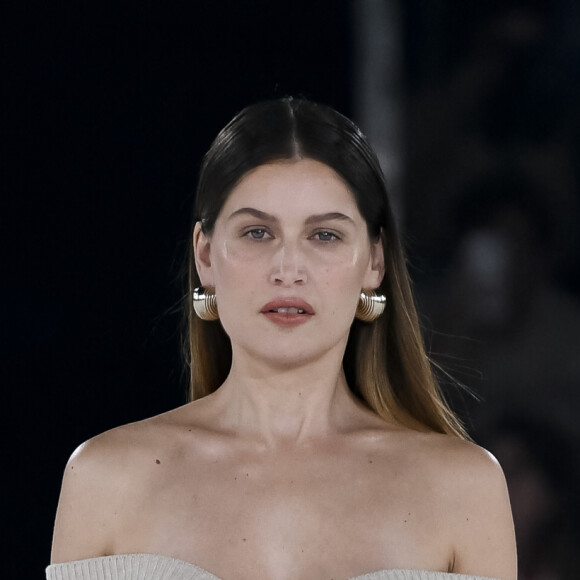 Laetitia Casta - Défilé Jacquemus Homme automne-hiver 20/2021 intitulé 1997 à Paris, le 18 janvier 2020.