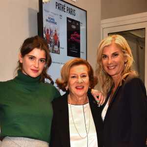 Exclusif - Doina Trandabur avec sa fille Michèle Laroque et sa petite fille Oriane Deschamps (la fille de M. Laroque) - Présentation du film de M. Laroque "Brillantissime" en avant-première à Nice aux Pathé Cinémas, le 10 novembre 2017. © Bruno Bebert/Bestimage 