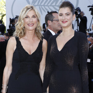 Michèle Laroque et sa fille Oriane Deschamps (habillées en Stella McCartney) - Montée des marches du film "Okja" lors du 70ème Festival International du Film de Cannes. Le 19 mai 2017. © Borde-Jacovides-Moreau/Bestimage 