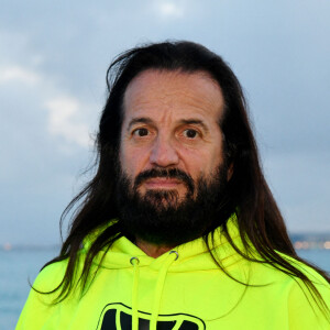 (info : Francis Lalanne, 62 ans, est l'heureux papa d'une petite Léah avec sa compagne Alice, 24 ans) - Exclusif - Francis Lalanne, tête de liste de l'Alliance Jaune pour les élections Européennes en campagne à Nice, France, le 10 mai 2019. © Bruno Bébert/Bestimage