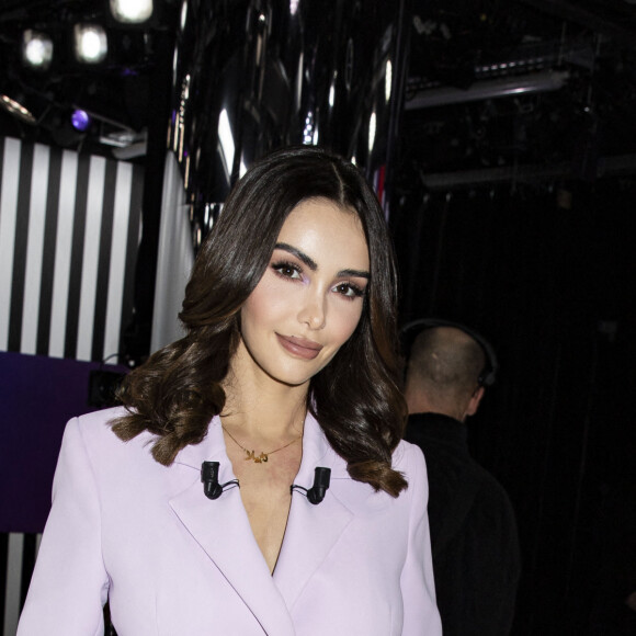 Nabilla Benattia-Vergara - Enregistrement de l'émission "Clique" présentée par M. Achour sur Canal Plus à Issy-les-Moulineaux le 31 janvier 2020. © Jack Tribeca/Bestimage
