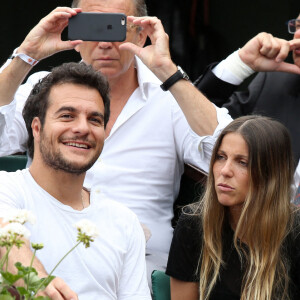 Amir Haddad et sa femme Lital en tribune lors des internationaux de tennis de Roland-Garros le 28 mai 2018. © Dominique Jacovides / Cyril Moreau / Bestimage