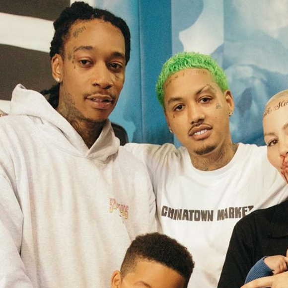 Amber Rose, son compagnon Alexander Richards, son ex-mari Wiz Khalifa, et leurs enfants Sebastian et Slash photographiés par Kevin Wong. Février 2020.