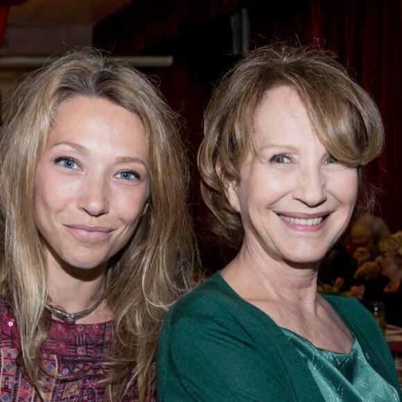 Naissance - Laura Smet est maman d'un petit garçon - Laura Smet et sa mère Nathalie Baye - Soirée en l'honneur de Nathalie Baye, organisée par Louis Michel Colla, à La Chope des Puces, restaurant mythique de Marcel Campion à Saint-Ouen. Le 30 avril 2018 © Cyril Moreau / Bestimage