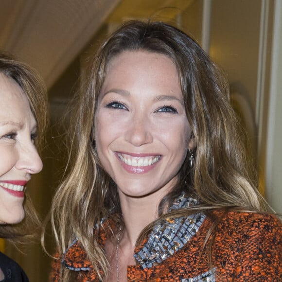 Naissance - Laura Smet est maman d'un petit garçon - Nathalie Baye et sa fille Laura Smet - Soirée des "Révélations César 2015" à l'hôtel Meurice à Paris le 12 janvier 2015. (no web - online pour suisse et Belgique)