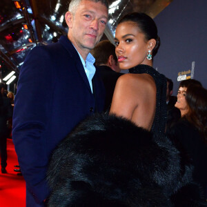 Exclusif - Vincent Cassel et sa compagne Tina Kunakey lors de l'arrivée à la 45ème cérémonie des Cesar à la salle Pleyel à Paris, le 28 février 2020.