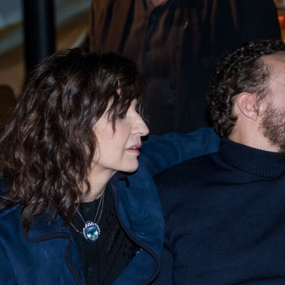 Valérie Lemercier et son compagnon Mathias Kiss - Soirée en l'honneur de Nathalie Baye, organisée par Louis Michel Colla, à La Chope des Puces, restaurant mythique de Marcel Campion à Saint-Ouen. Le 30 avril 2018. © Cyril Moreau / Bestimage