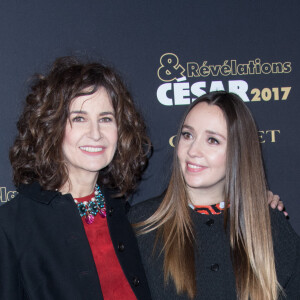 Valérie Lemercier et Ginger Romàn - Soirée des Révélations César 2017 dans les Salons Chaumet à Paris le 16 janvier 2017. © Cyril Moreau/Bestimage