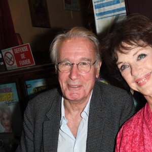 Bernard Le Coq et la Lauréat d'un trophée pour le soutien de l'association "SOS Villages d'Enfants", Annie Duperey lors de la 5ème édition des "Trophées du Bien-Etre" au théâtre de la Gaité-Montmartre à Paris, France, le 16 septembre 2019. © Coadic Guirec/Bestimage