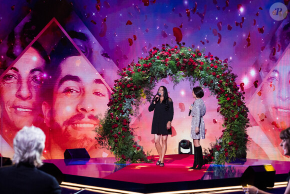 Exclusif - Carmen (Mère de K.Girac) et Jenifer Bartoli - Enregistrement de l'émission "La boîte à Secrets 5" à Paris, qui sera diffusée le 6 novembre sur France 3. Le 21 septembre 2020. © Tiziano Da Silva / Bestimage