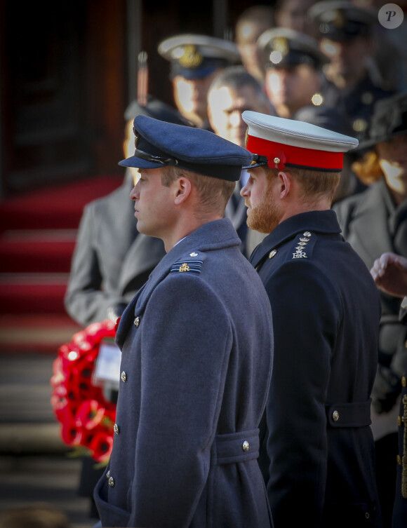 Le prince William, duc de Cambridge, le prince Harry, duc de Sussex - La famille royale d'Angleterre lors du National Service of Remembrance à Londres le 10 novembre 2019.