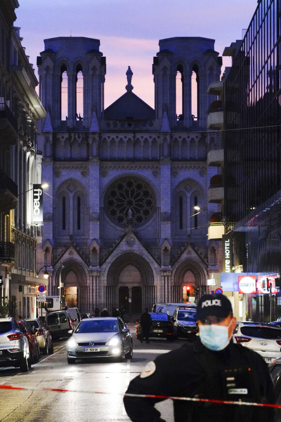 La basilique Notre-Dame de Nice, au soir de l'attentat ayant fait trois victimes. Le 29 octobre 2020. Norbert Scanella / Panoramic / Bestimage