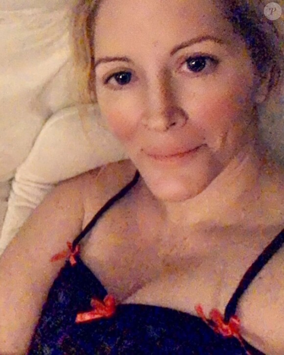 Loana pose sur Instagram. (2020).