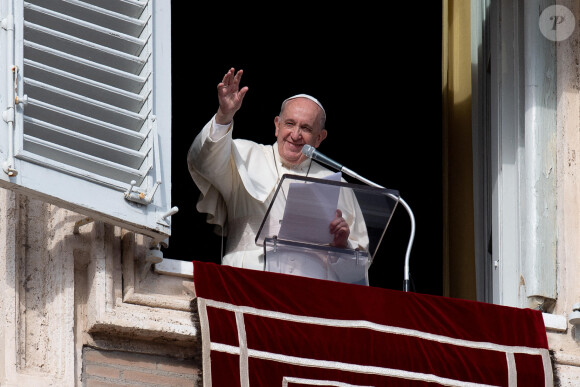 Le pape François au Vatican, le 15 novembre 2020.