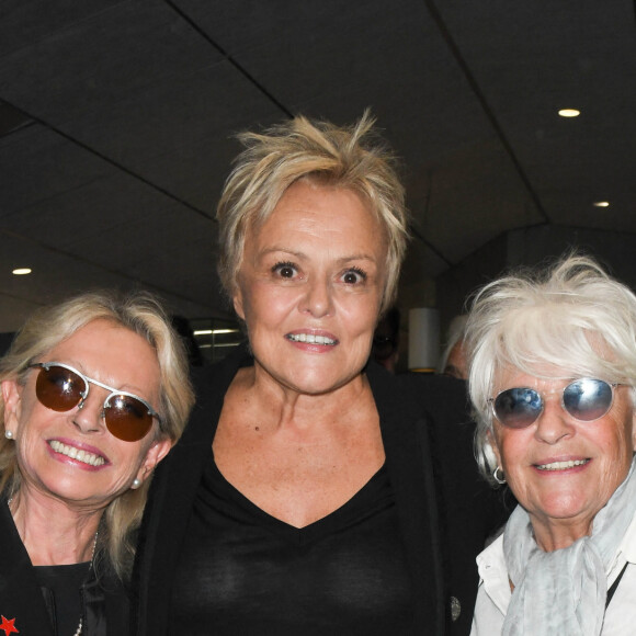 Véronique Sanson, Muriel Robin et Catherine Lara - Générale du nouveau spectacle "Muriel Robin et Pof !" au Palais des Sports à Paris le 3 octobre 2019. © Coadic Guirec/Bestimage