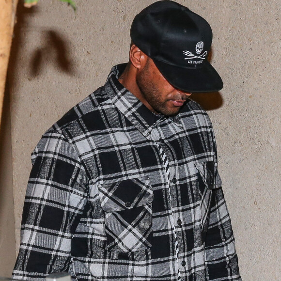 Booba, de son vrai nom Élie Yaffa - Les rappeurs Kaaris et Booba, ainsi que neuf autres prévenus, ont été jugés ce jeudi devant le tribunal correctionnel de Créteil pour violences aggravées et vols en réunion après leur bagarre à Orly le 1er août dernier le 6 septembre 2018. Après plus de dix heures d'audience, jeudi le procureur a requis une peine de douze mois de prison avec sursis contre les deux rappeurs, se refusant de faire une différence entre les deux camps.
