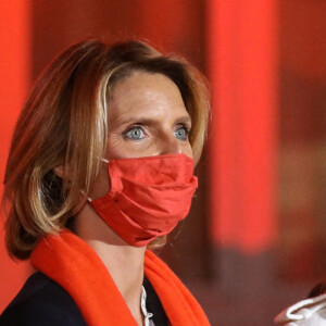 Sylvie Tellier, directrice générale de l'organisation Miss France, et Marlène Schiappa, ministre déléguée auprès du ministre de l'Intérieur, en charge de la citoyenneté, lancent l'opération Orangetheworld organisée par UN Women au ministère de l'intérieur. Paris, le 23 novembre 2020. © Stéphane Lemouton / Bestimage
