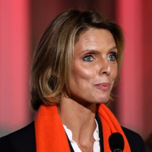 Sylvie Tellier, directrice générale de l'organisation Miss France, et Marlène Schiappa, ministre déléguée auprès du ministre de l'Intérieur, en charge de la citoyenneté, lancent l'opération Orangetheworld organisée par UN Women au ministère de l'intérieur. Paris, le 23 novembre 2020. © Stéphane Lemouton / Bestimage