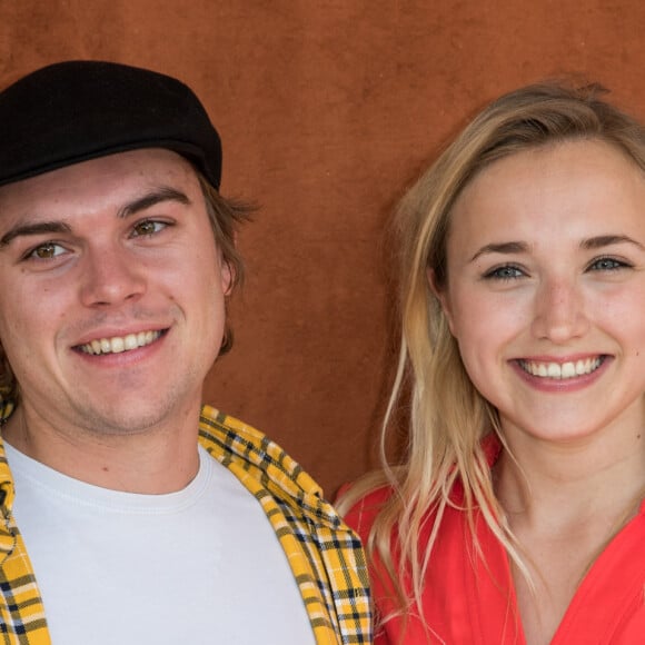 Zacharie Chasseriaud et sa compagne Chloé Jouannet au village lors des internationaux de tennis de Roland Garros à Paris, France, le 1 juin 2019. © Jacovides-Moreau/Bestimage 