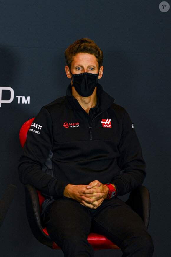 Romain Grosjean, Haas F1 in the press conference - Conférence de presse des pilotes de F1 avant le Grand prix de F1 d'Emilie Romagne sur le circuit d'Imola. Le 30 octobre 2020. 