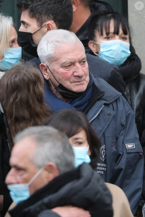 Jean-Marie Dominici, le père de Christophe Dominici - Sorties - famille et amis - Cérémonie religieuse en hommage au joueur Christophe Dominici en l'église Sainte-Cécile à Boulogne Billancourt le 2 décembre 2020