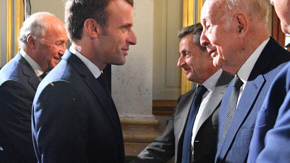 Mort de Valéry Giscard d'Estaing : l'émotion d'Emmanuel Macron et Nicolas Sarkozy