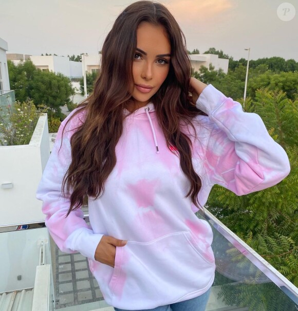 Nabilla est l'heureuse maman du petit Milann (1 an), né de ses amours avec son mari Thomas Vergara.