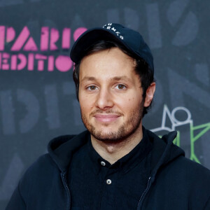 Vianney sur le photocall des NRJ Music Awards à la Seine musicale de Boulogne-Billancourt, le 5 décembre 2020.