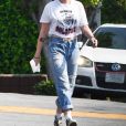 Exclusif - Kristen Stewart et sa compagne vont faire leurs courses chez Gelson à Los Angeles le 17 octobre 2020.