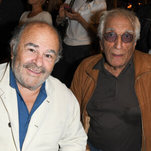 Jean Benguigui et Gérard Darmon lors de la 5e édition des "Trophées du Bien-Etre" au théâtre de la Gaité-Montmartre à Paris, France, le 16 septembre 2019. © Coadic Guirec/Bestimage