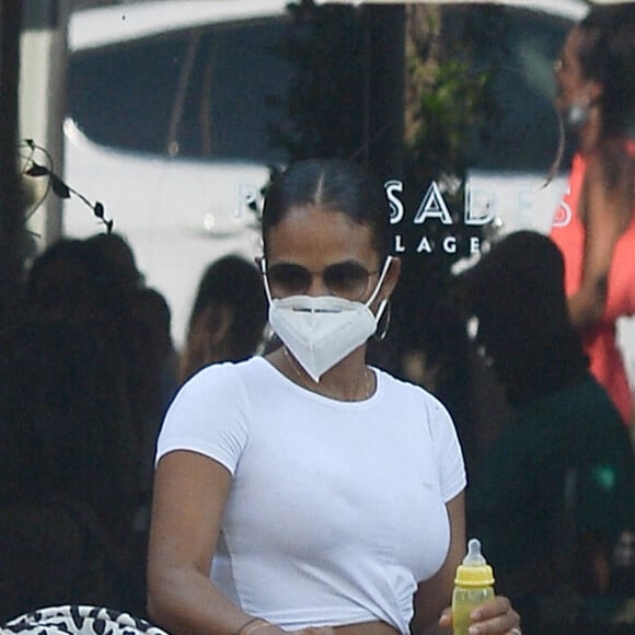 Christina Milian sort déjeuner à Los Angeles le 6 septembre 2020.