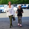 Exclusif - Christina Milian enceinte et sa fille Violet Madison Nash se balade dans les rues de Los Angeles. Le 31 juillet 2019 