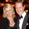 Michael Schumacher et sa femme Corinna lors de la soiree GQ a Berlin en Allemagne