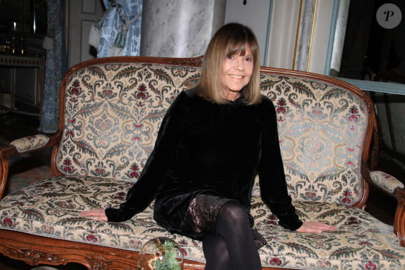 Chantal Goya - 43ème édition des "Best Award" organisée par M. Gargia au Cercle Interallié à Paris le 8 décembre 2019. © Philippe Baldini/Bestimage 
