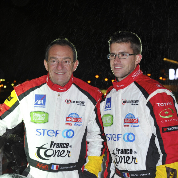 Jean-Pierre Pernaut fêtera ses 70 ans le 8 avril - Presentation de la nouvelle voiture de Jean-Pierre et Olivier Pernaut pour le trophee Andros sur le pont de l'Alma a Paris le 4 Decembre 2012.