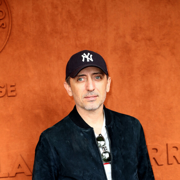 Gad Elmaleh - People au village pour la finale hommes lors des internationaux de France de tennis de Roland Garros 2019 à Paris le 9 juin 2019. © Jacovides - Moreau / Bestimage 