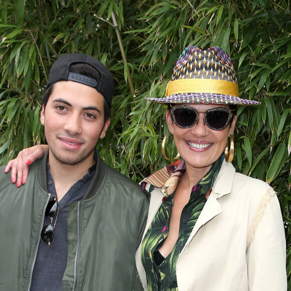 Cristina Cordula et son fils Enzo - Jour 11 - People dans le village lors du tournoi de tennis de Roland Garros à Paris le 3 juin 2015.